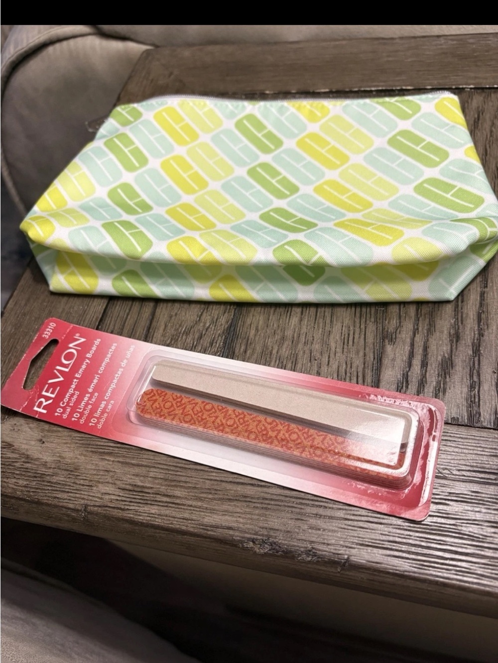 Clinique Makeup Bag C print with new nail files nwot